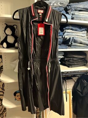 NWT Hunter Black Hooded Packable Vest Dress with Red Trim